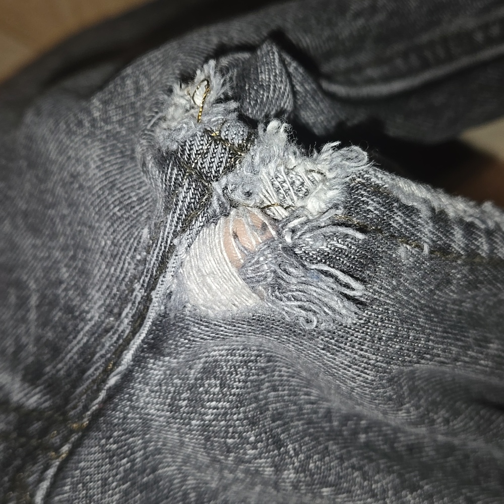Vintage Levi 501 Button Fly Black Wash Jeans 38x32 Usa Made Ripped Crotch - Picture 10 of 16